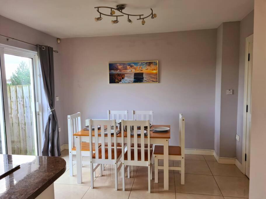 Bundoran Seaside Stays House - Wifi, Large Spacious Home Exteriér fotografie