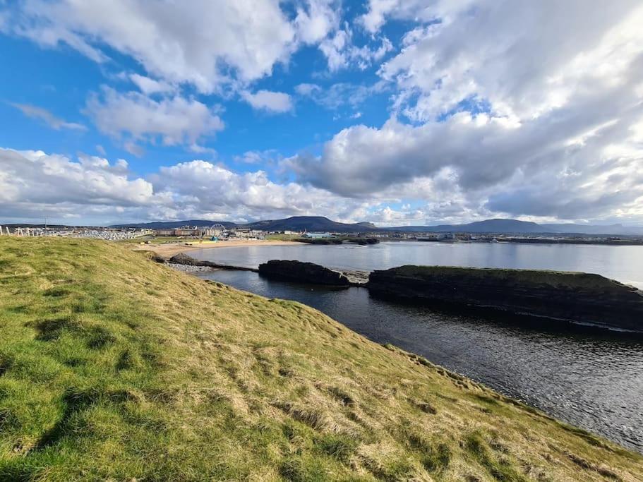 Bundoran Seaside Stays House - Wifi, Large Spacious Home Exteriér fotografie