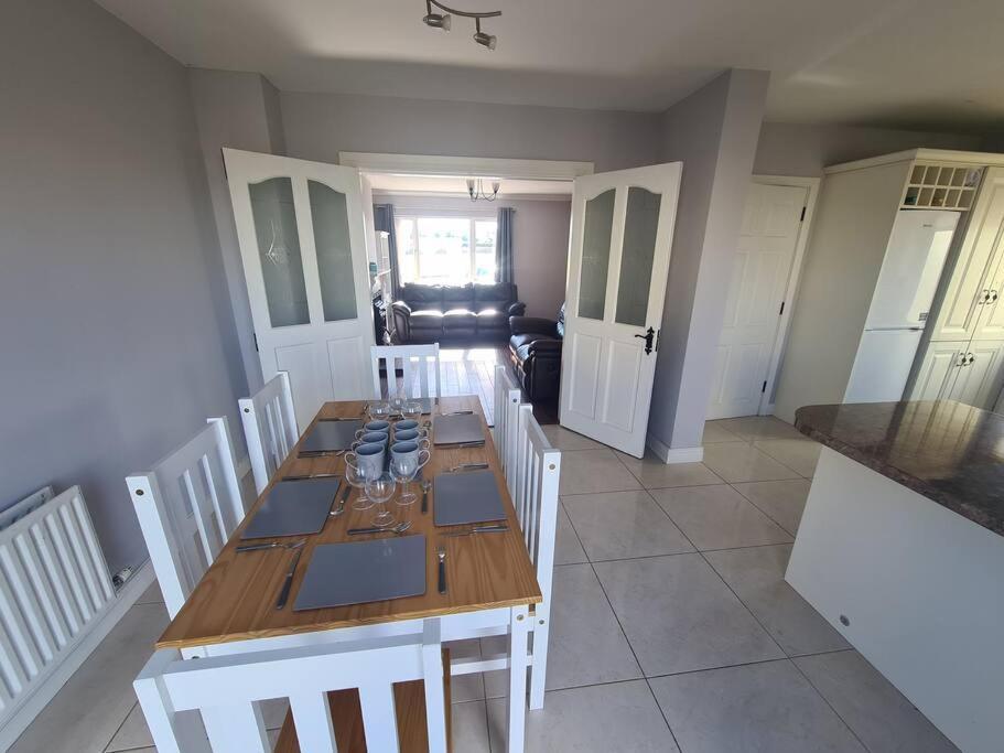 Bundoran Seaside Stays House - Wifi, Large Spacious Home Exteriér fotografie